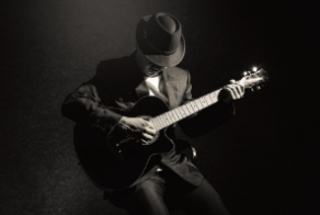 Guitarist - Vocalist | Timothy John